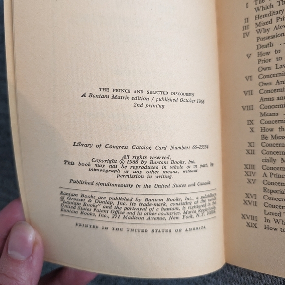 3/$15 "The Prince and Selected Discourses: Machiavelli," trans Daniel Do… - Picture 4 of 4